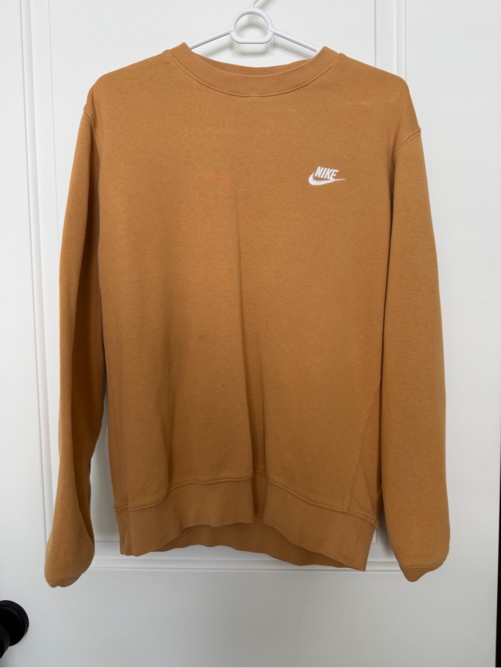 Nike Men's Caramel/Tan Crewneck Sweatshirt
